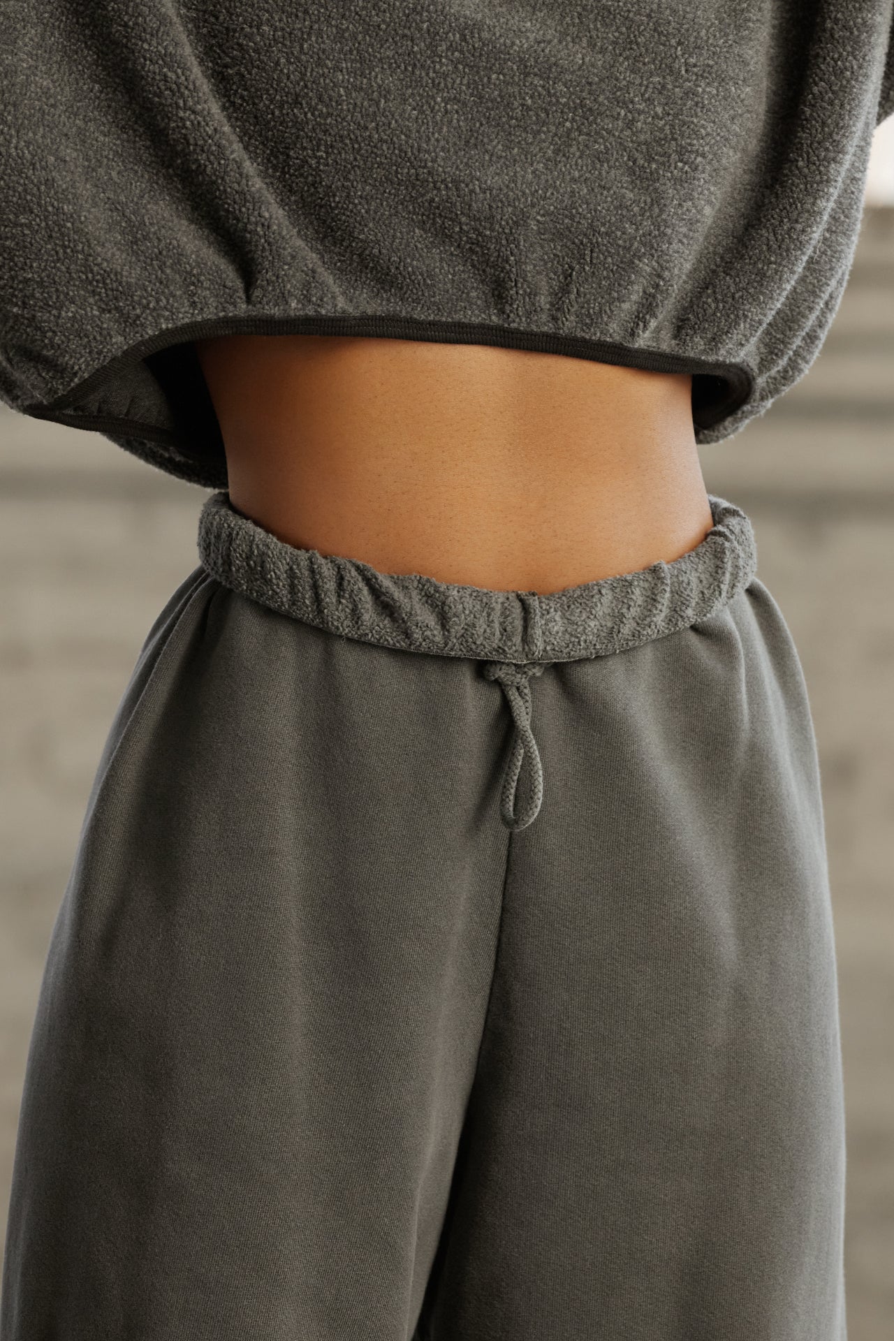 Oversized Jogger - Image 4