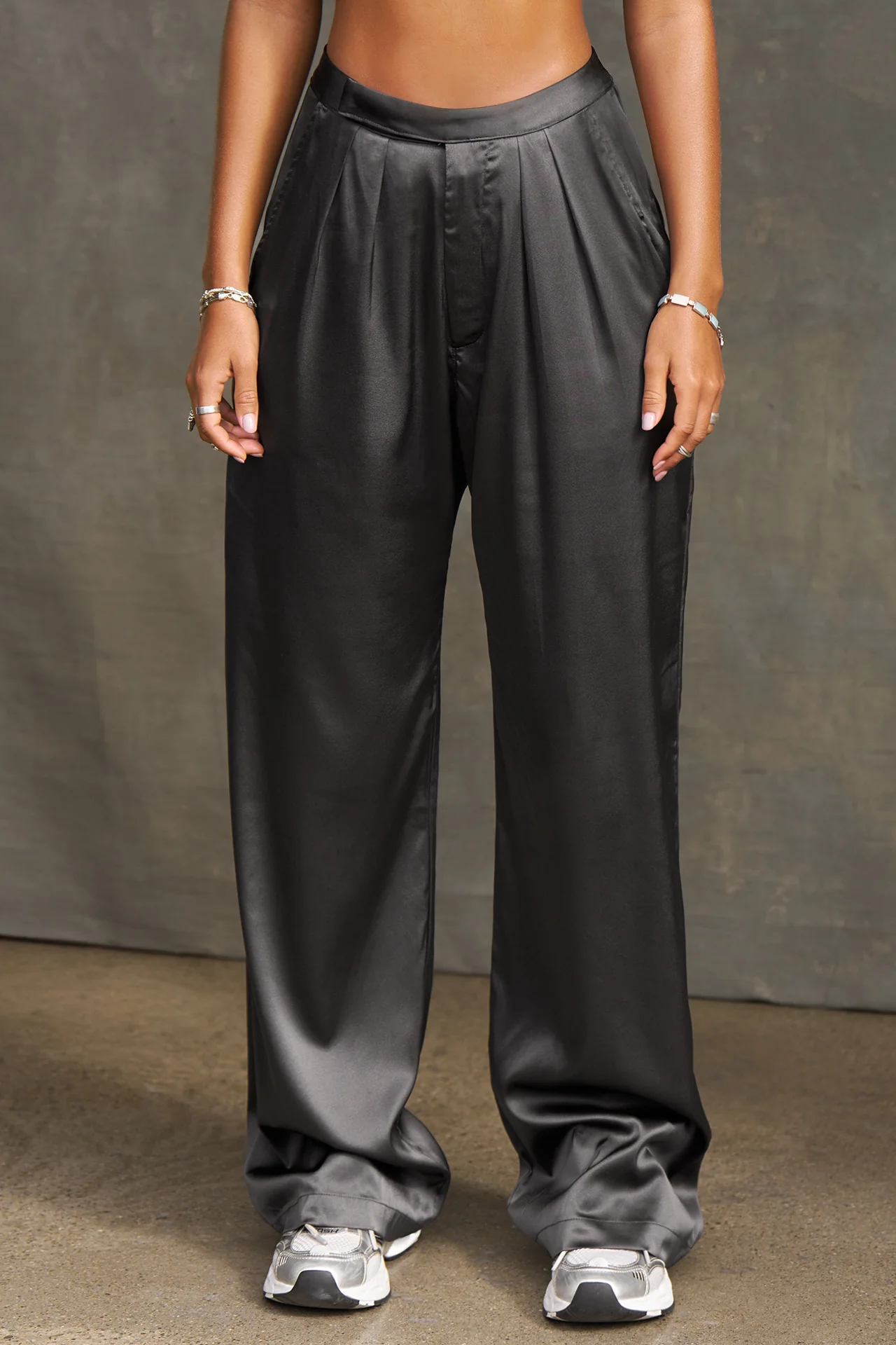 Relaxed Silk Trouser - Image 9