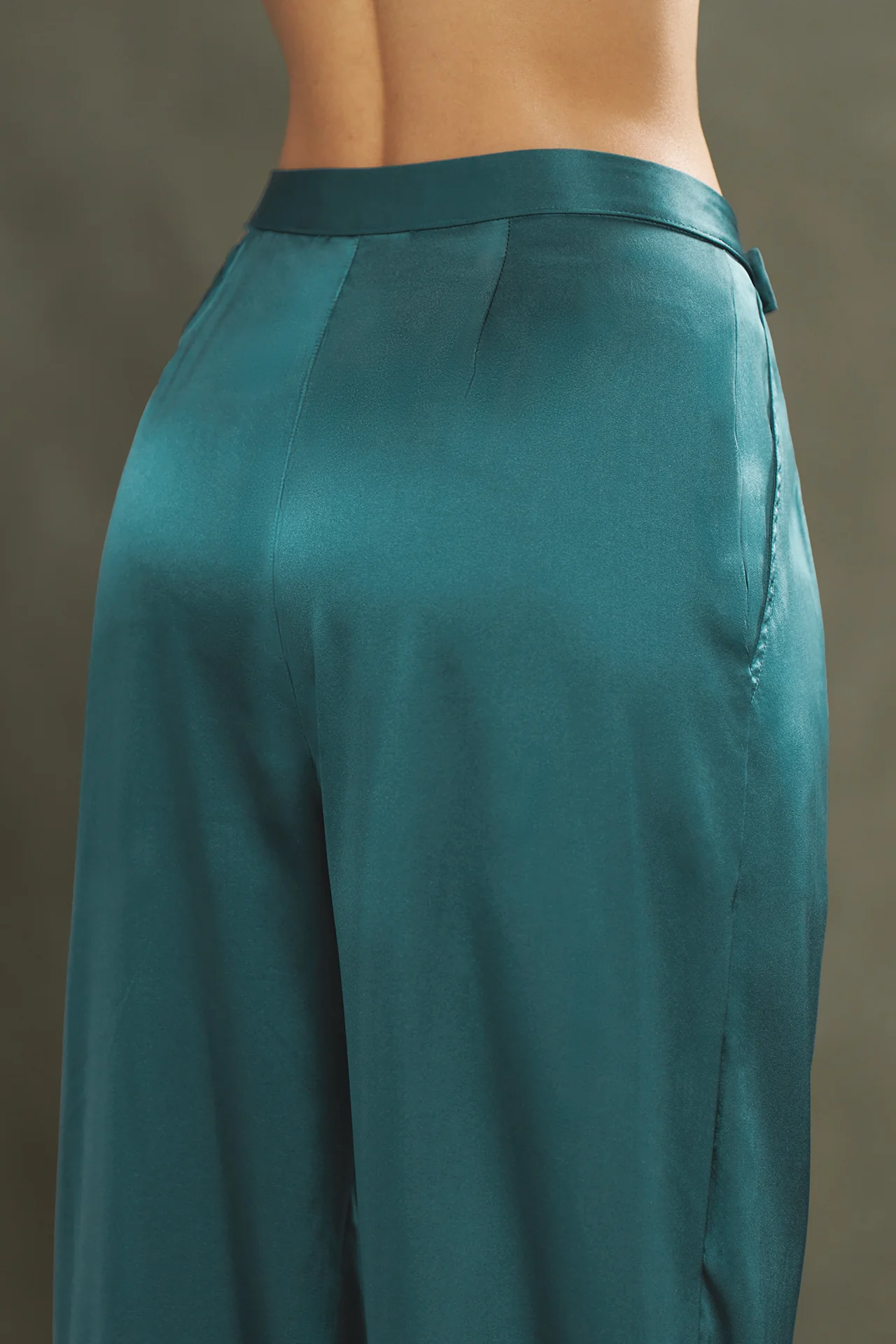 Relaxed Silk Trouser - Image 4