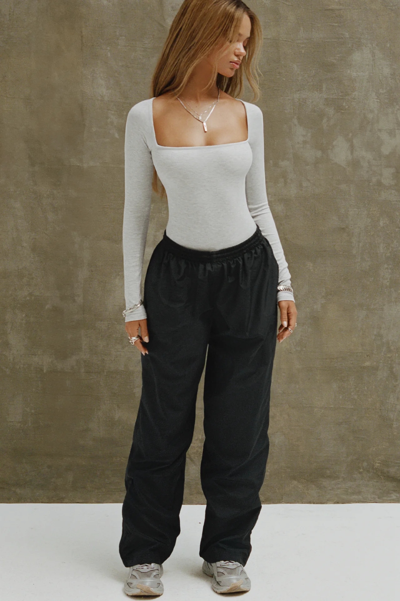 Square Neck Long Sleeve - Image 3